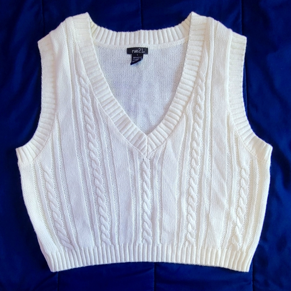 Rue 21 sweater vest